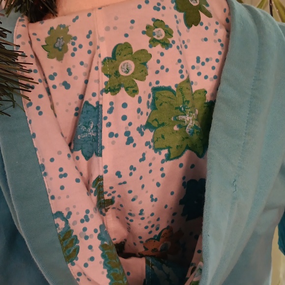 🩵🩵🌼🌼adorable summer hoodie. When the sun drops at the beach euc %100 cotton - Picture 7 of 10